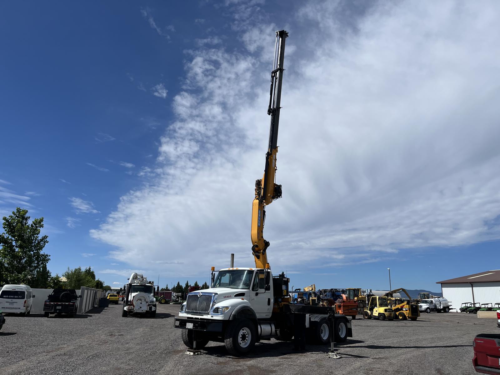 ./imagenes/INVOICE/2019/18168/CAMION CON EFFER 10.113S  (24).JPG